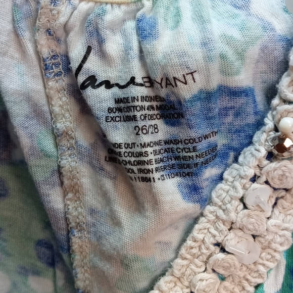 Cute crochet tank - Picture 2 of 6